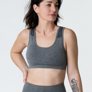 Kako nositi pajkice in trenirke s stilom: Vodnik za samozavestne punce