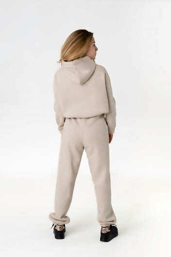 TRENIRKA SILKY SMOOTH BEIGE - SILKY SAND EDITION- bež barva